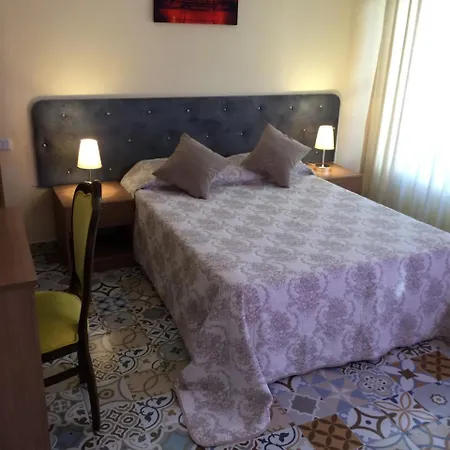 Apart Otel Turkish Konyaalti